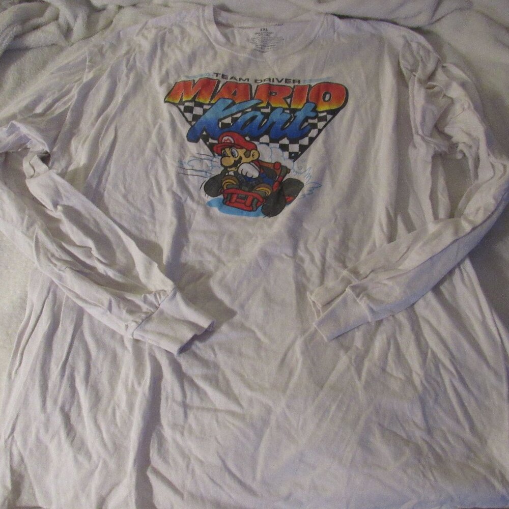 MarioKart White Long Sleeve Shirt 2XL  USED